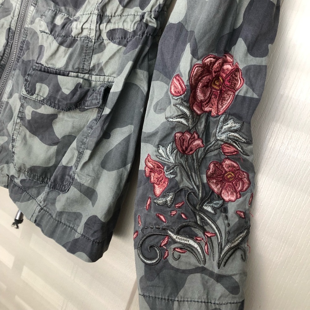 Camo Jacket - Picture 2 of 2